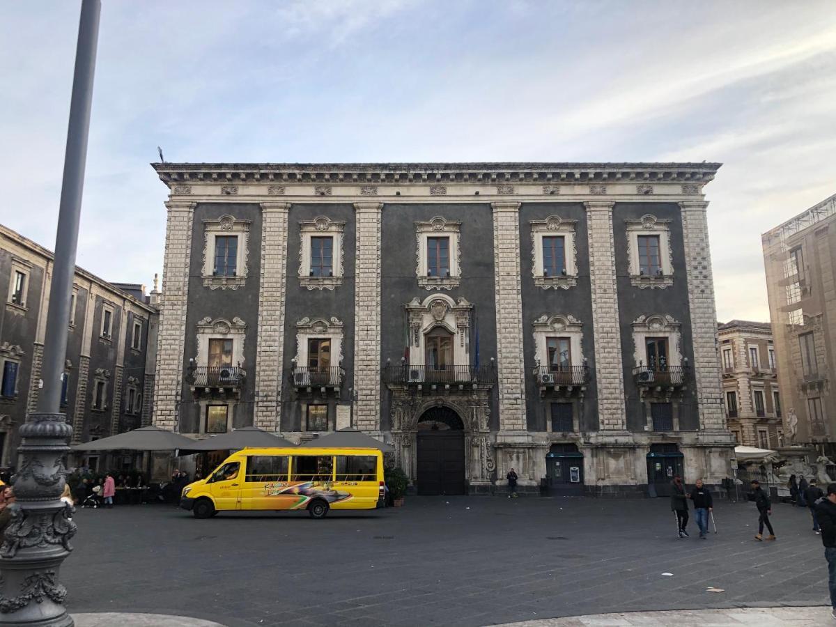 Sicily Wonderful Piazza Universita' Villa Catania Eksteriør billede
